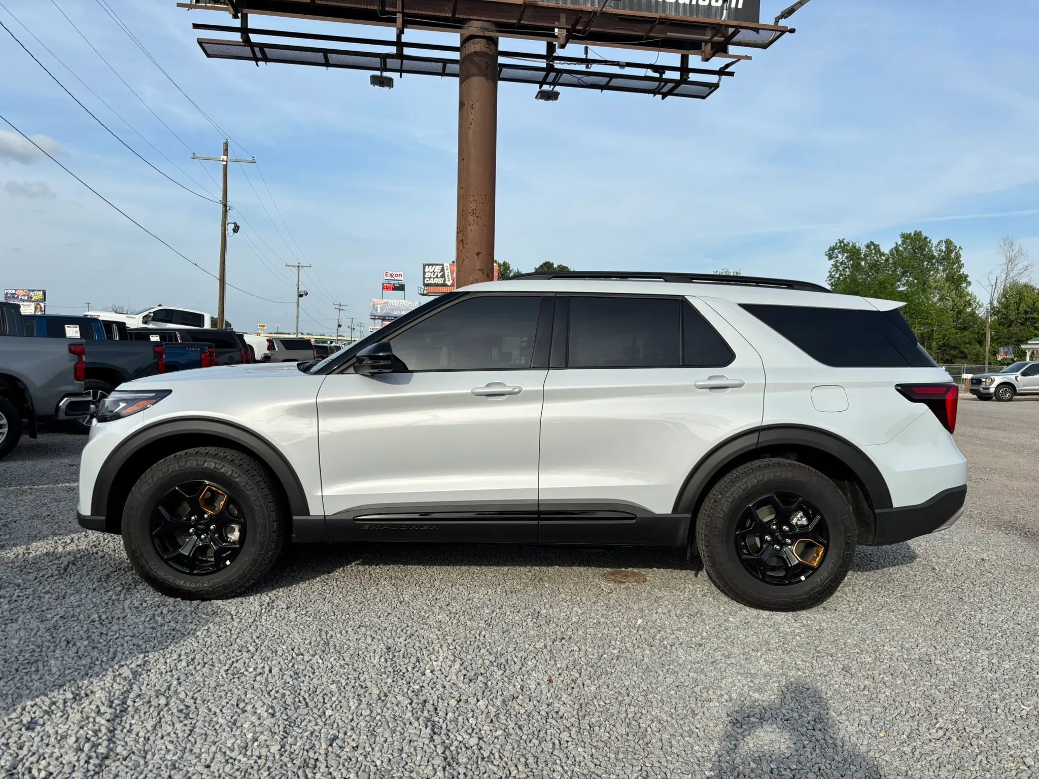 Used 2026 Ford Explorer Tremor w/ Tremor Ultimate Package image 2