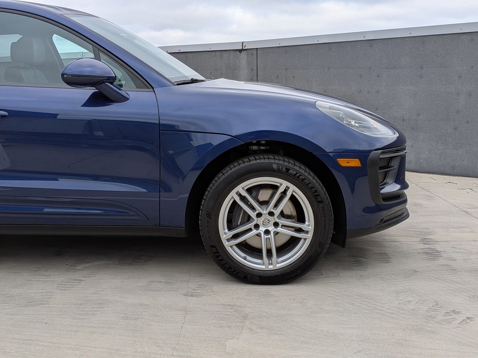 New 2025 Porsche Macan image 11