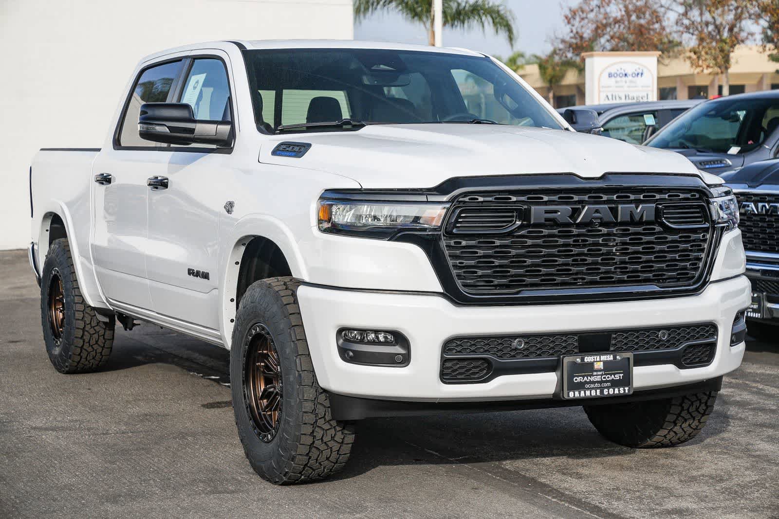 New 2026 RAM 1500 Big Horn AWD/4WD image 3