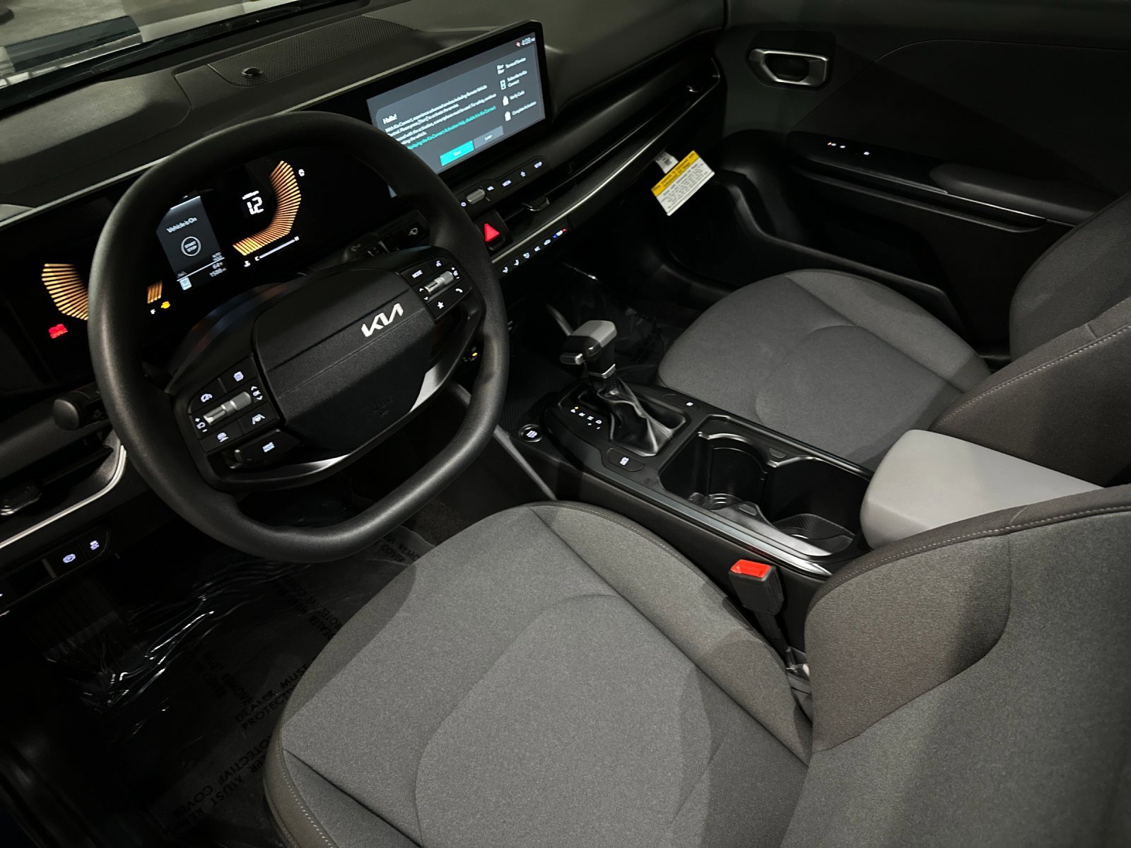 Certified 2025 Kia K4 LXS image 9