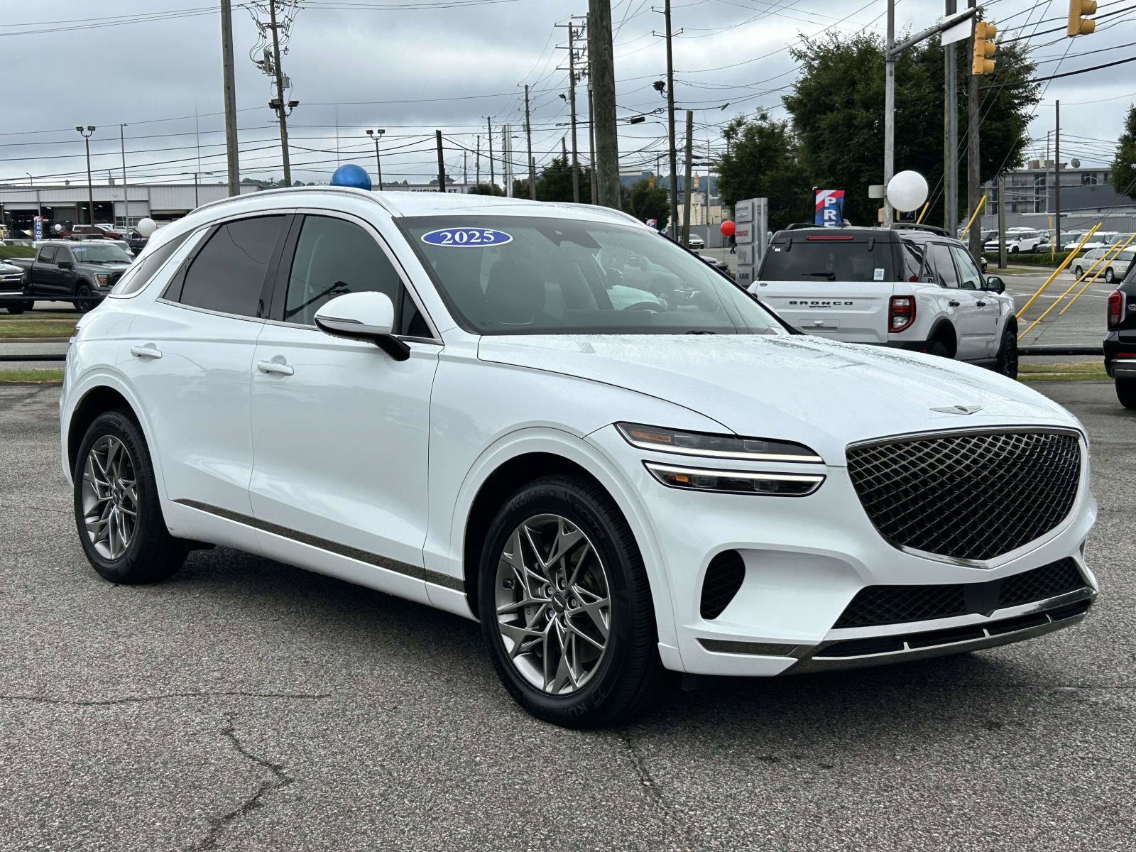 Used 2025 Genesis GV70 2.5T AWD/4WD image 1