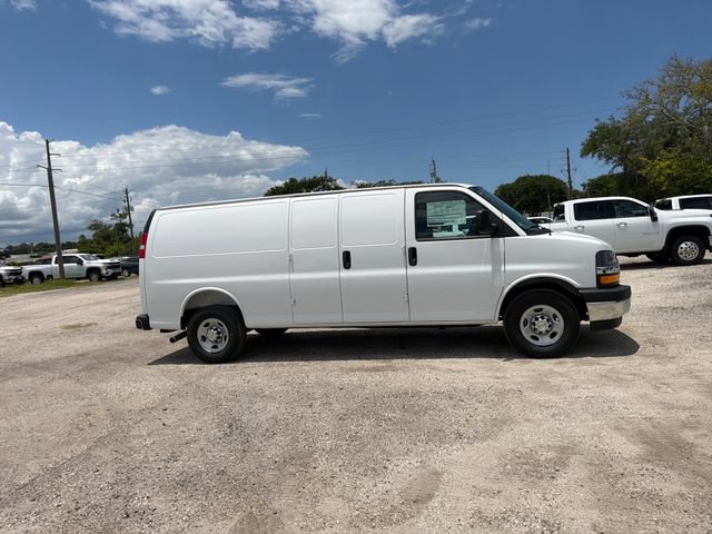 New 2026 Chevrolet Express 3500 Extended w/ Driver Convenience Package RWD image 19