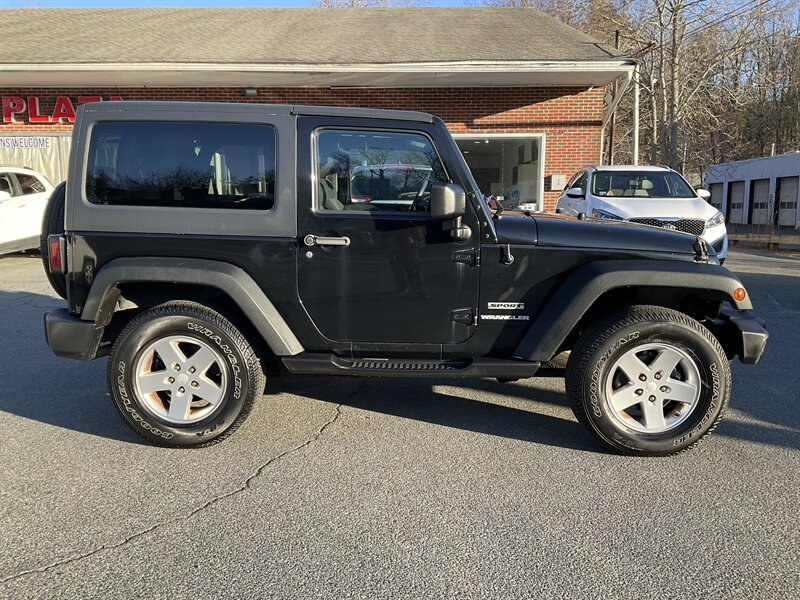 Used 2012 Jeep Wrangler Sport AWD/4WD image 4