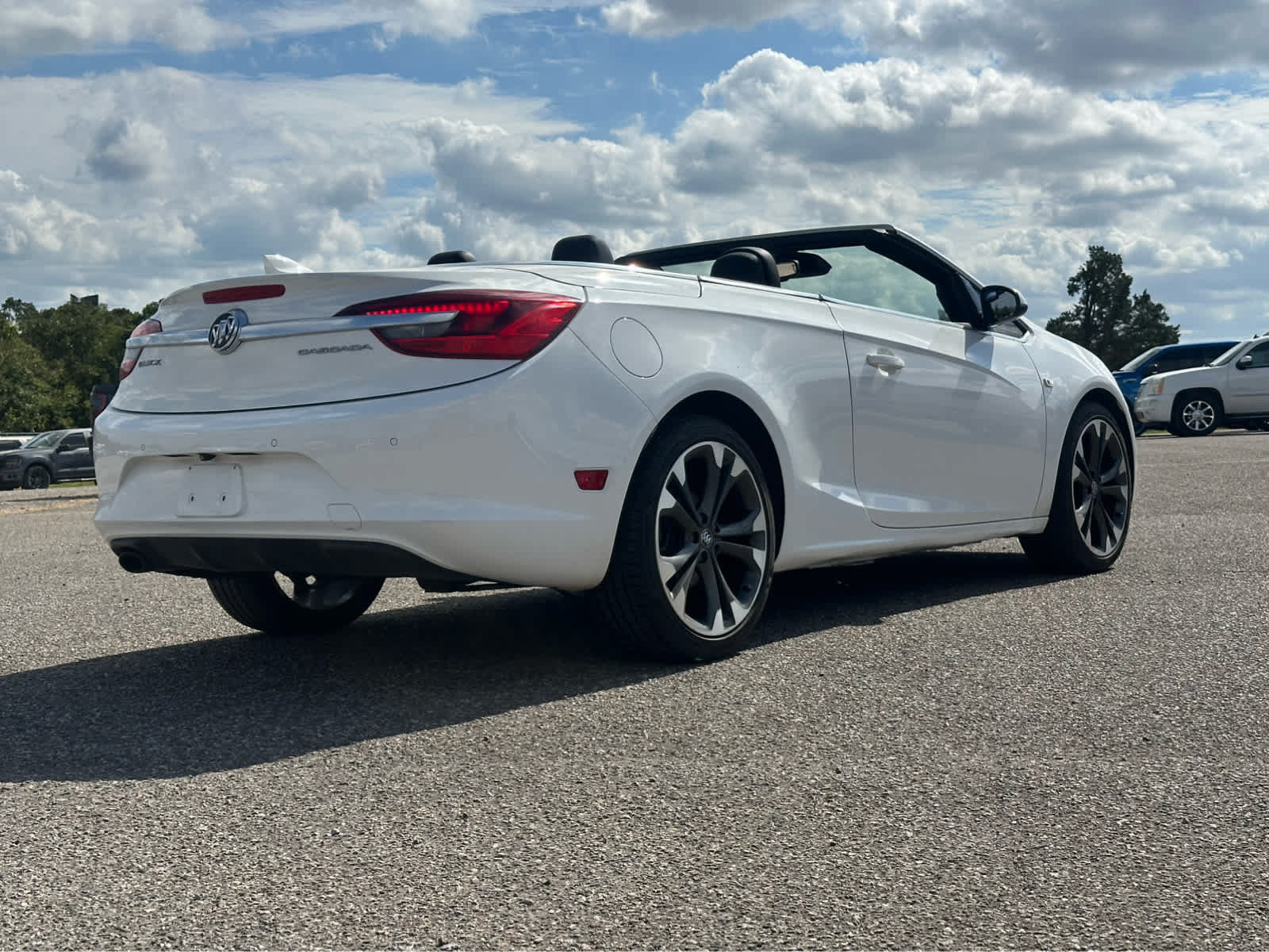Used 2018 Buick Cascada Premium FWD image 8