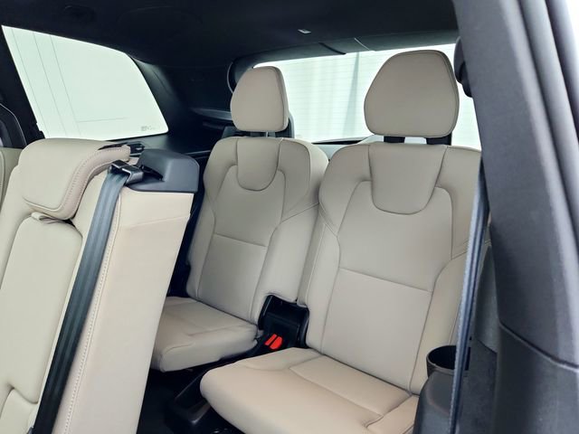 New 2026 Volvo XC90 B6 Plus w/ Protection Package Premier image 29