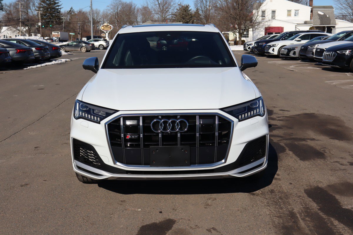 Used 2022 Audi SQ7 Prestige w/ Prestige Package image 3