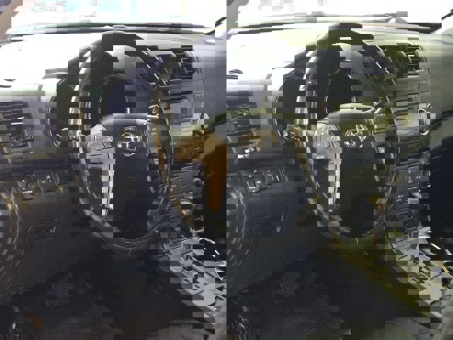 Used 2010 Toyota Highlander SE image 20