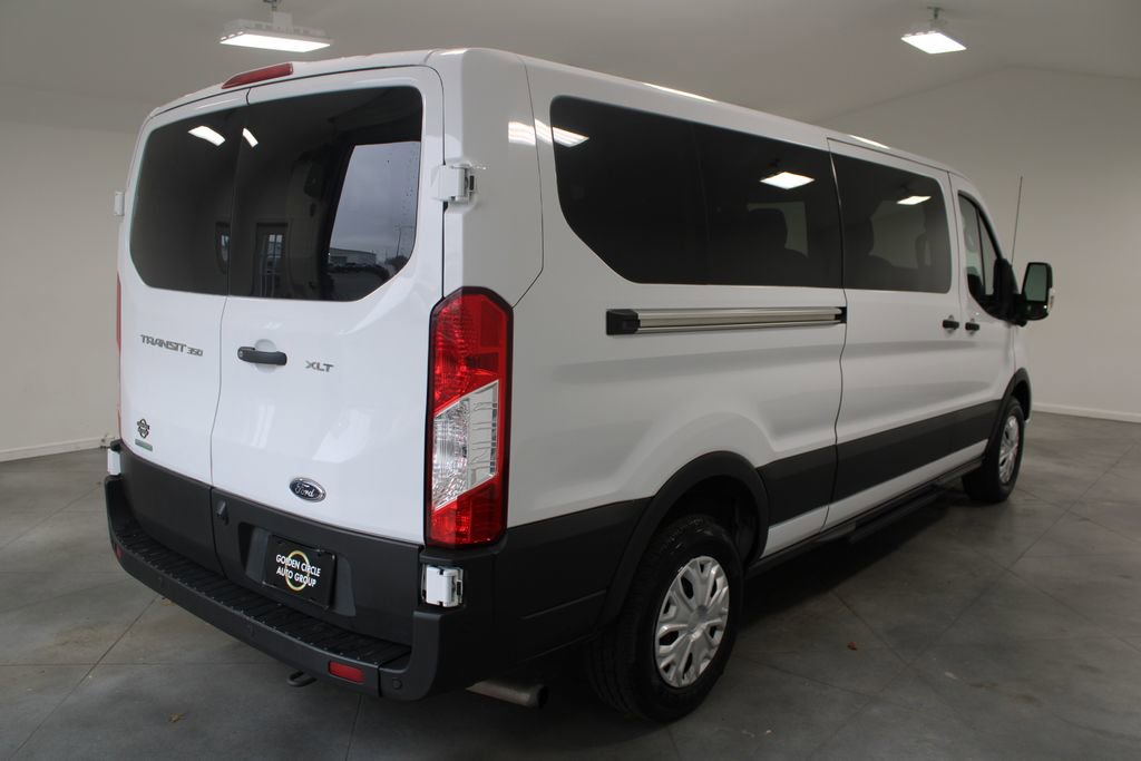 Used 2023 Ford Transit 350 XLT image 9
