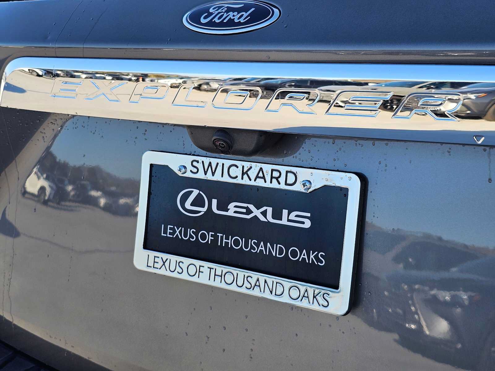 Used 2023 Ford Explorer XLT w/ Equipment Group 202A RWD image 14