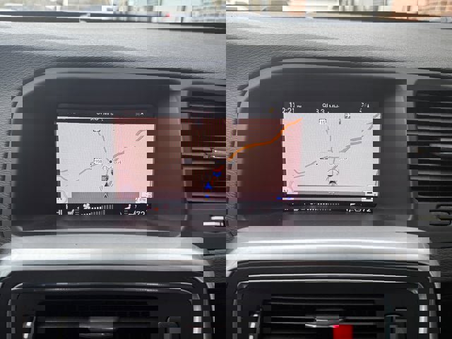 Used 2017 Volvo V60 T5 Premier w/ Convenience Package image 27