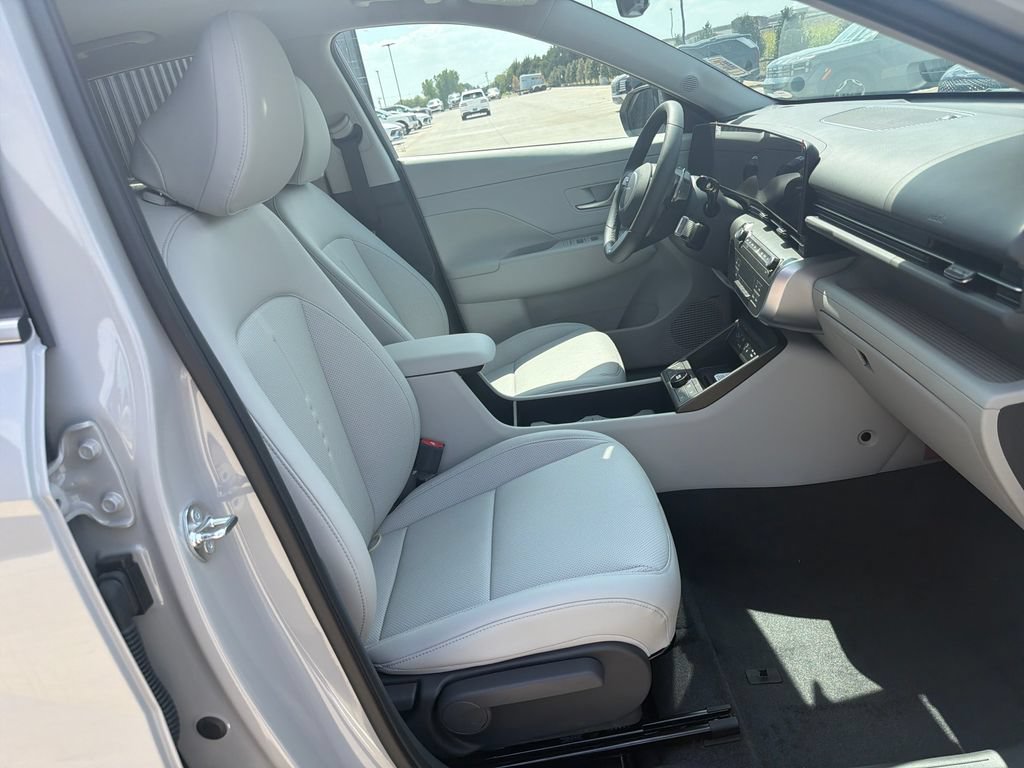 New 2026 Hyundai Kona Limited FWD image 35