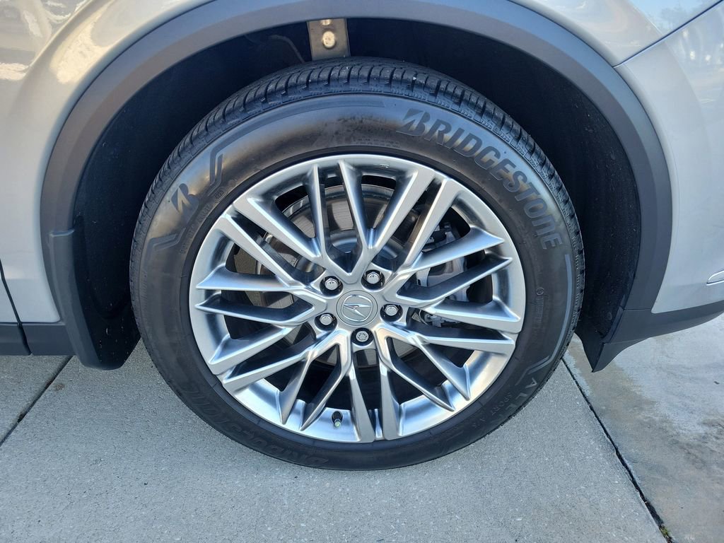 Used 2024 Acura MDX SH-AWD w/ Advance Package image 6