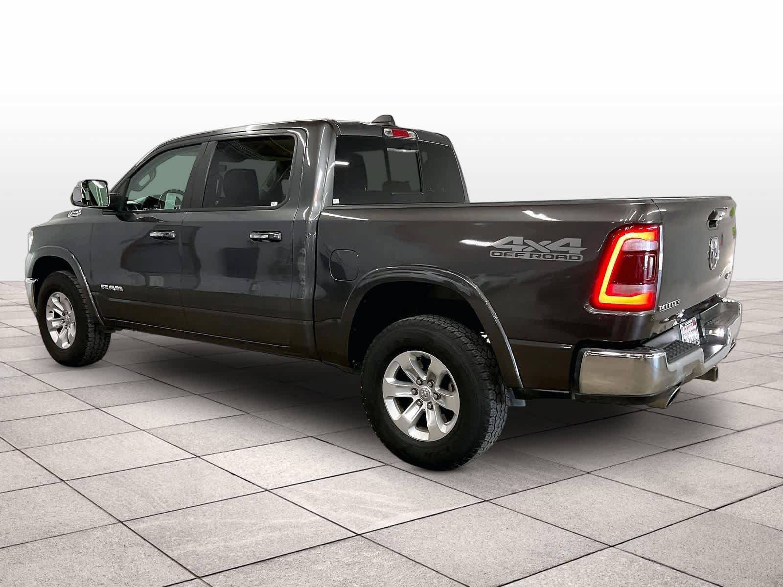 Used 2020 RAM 1500 Laramie w/ Off Road Group AWD/4WD image 14