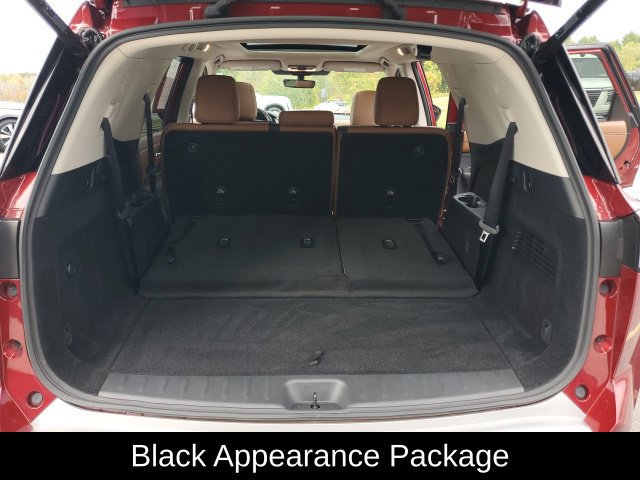 Certified 2025 Nissan Pathfinder Platinum w/ Black Appearance Package AWD/4WD image 22