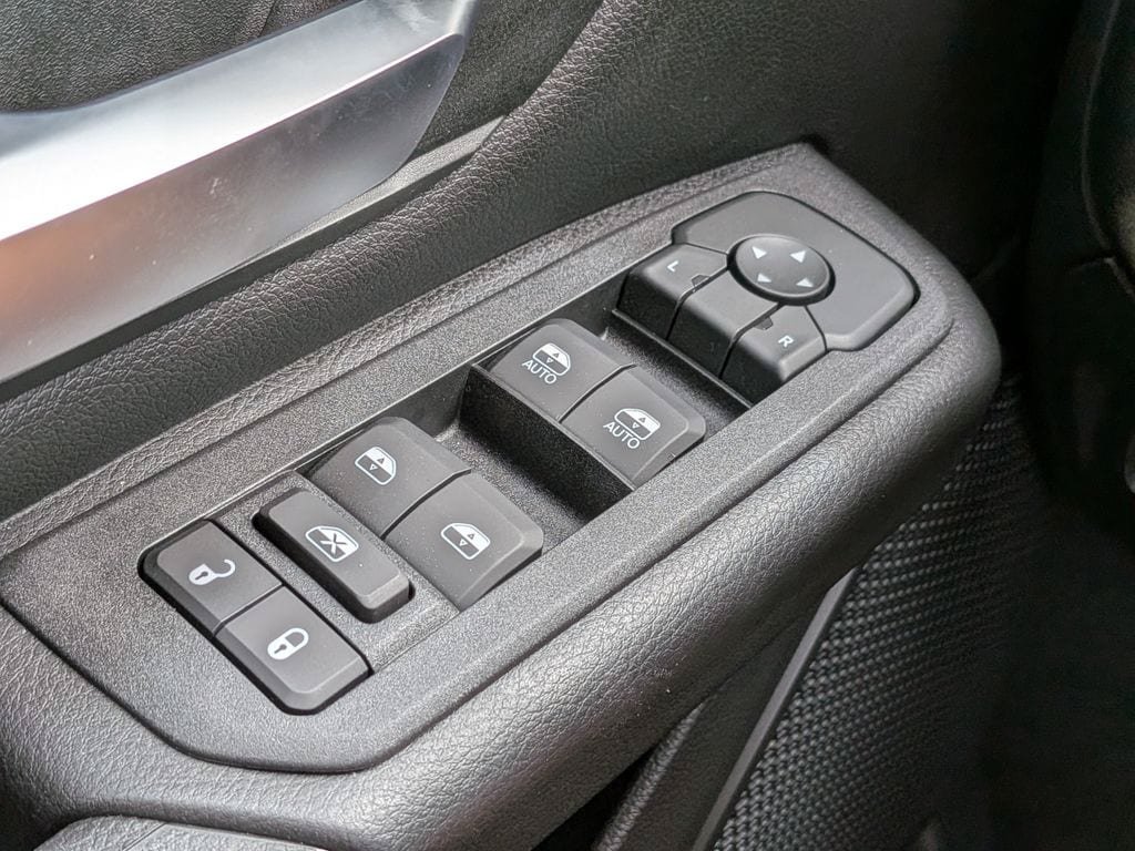 New 2026 RAM 1500 Warlock AWD/4WD image 23