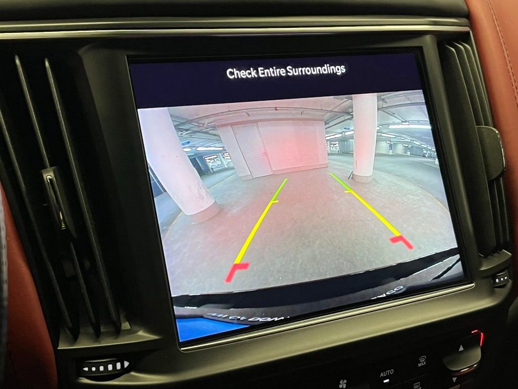 Used 2021 Maserati Levante image 28