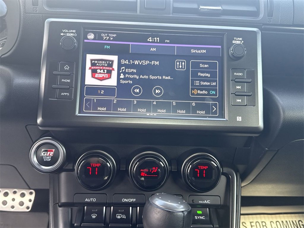 Used 2023 Toyota GR86 10th Anniversary SE image 13