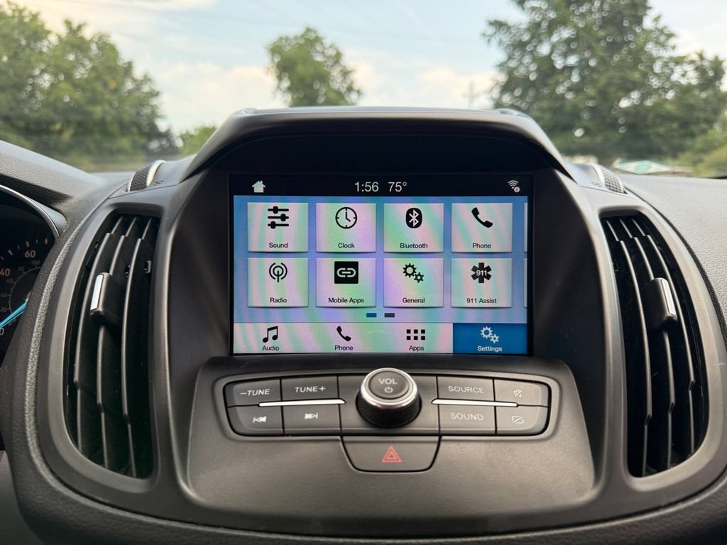 Used 2019 Ford Escape SE FWD image 45