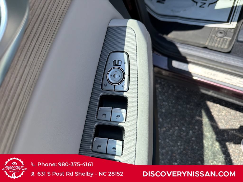 Used 2021 Hyundai Palisade Limited AWD/4WD image 12
