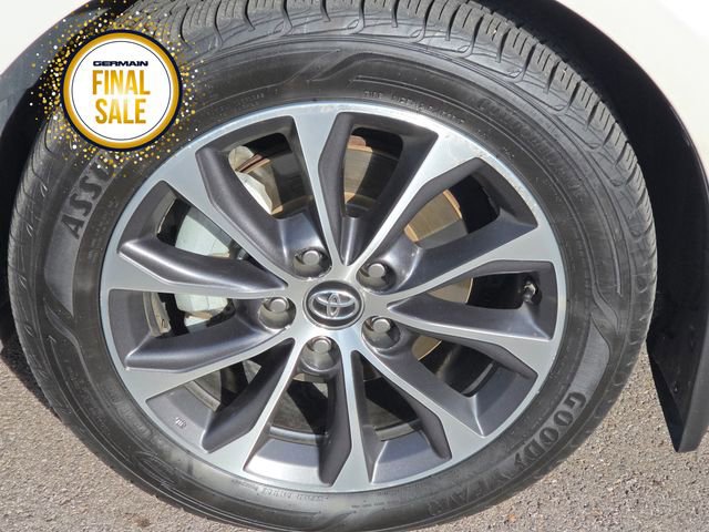 Used 2018 Toyota Avalon image 11