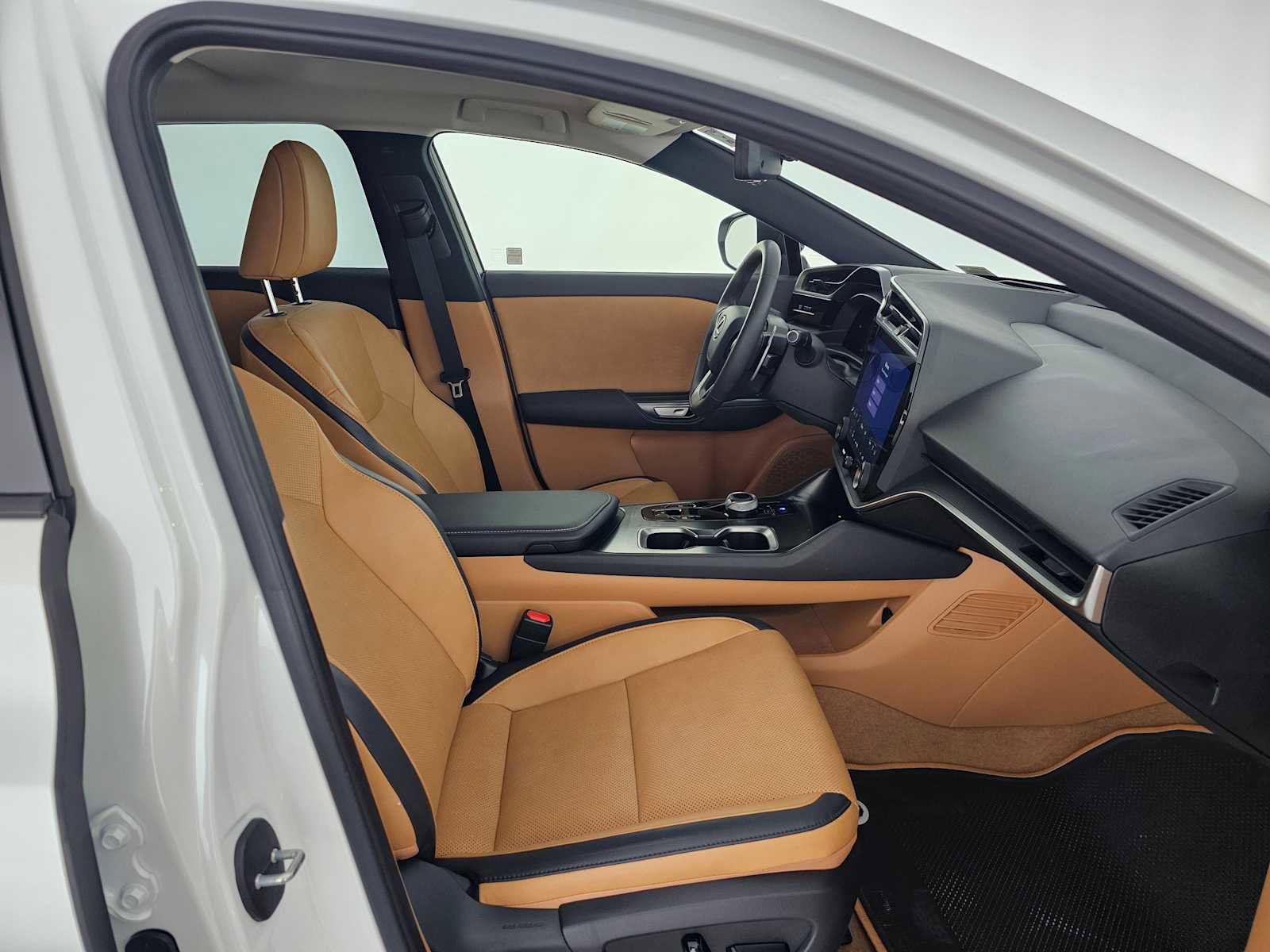 Certified 2023 Lexus RZ 450e Premium w/ Technology Package image 10