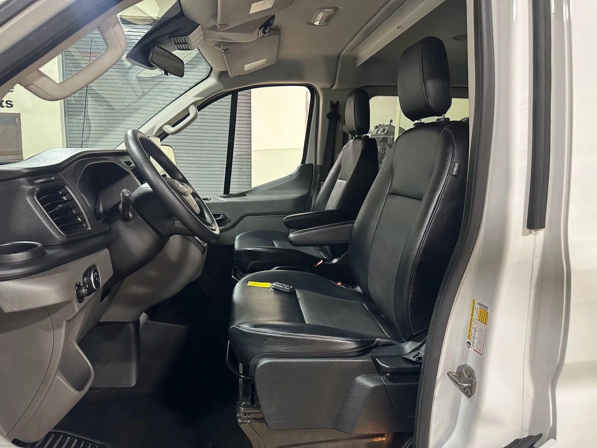 Used 2020 Ford Transit 150 XL RWD image 26