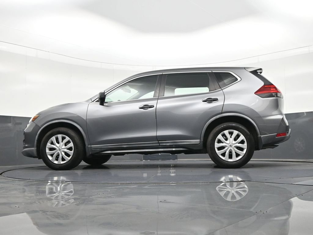 Used 2018 Nissan Rogue S image 24