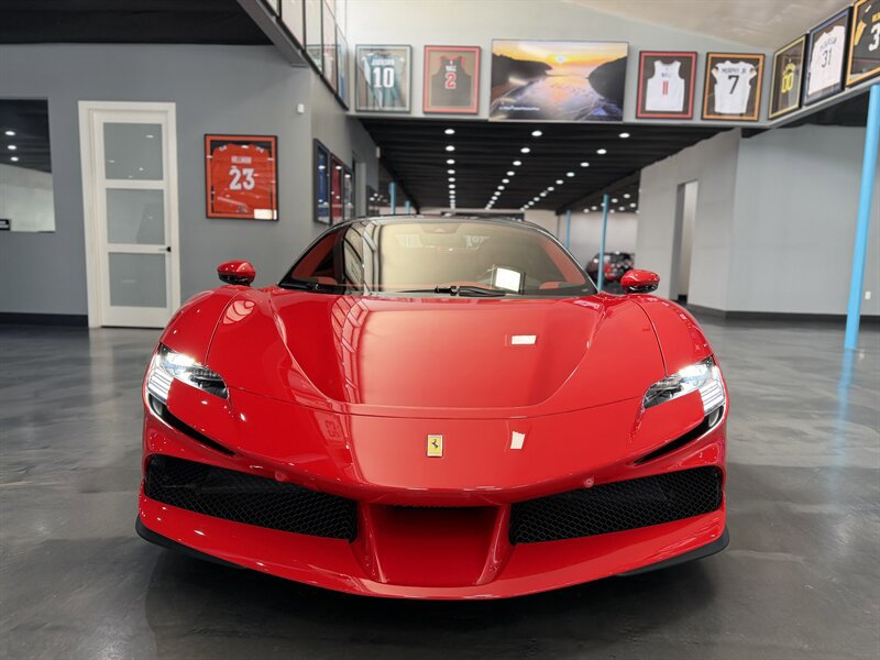 Used 2024 Ferrari SF90 Spider image 3