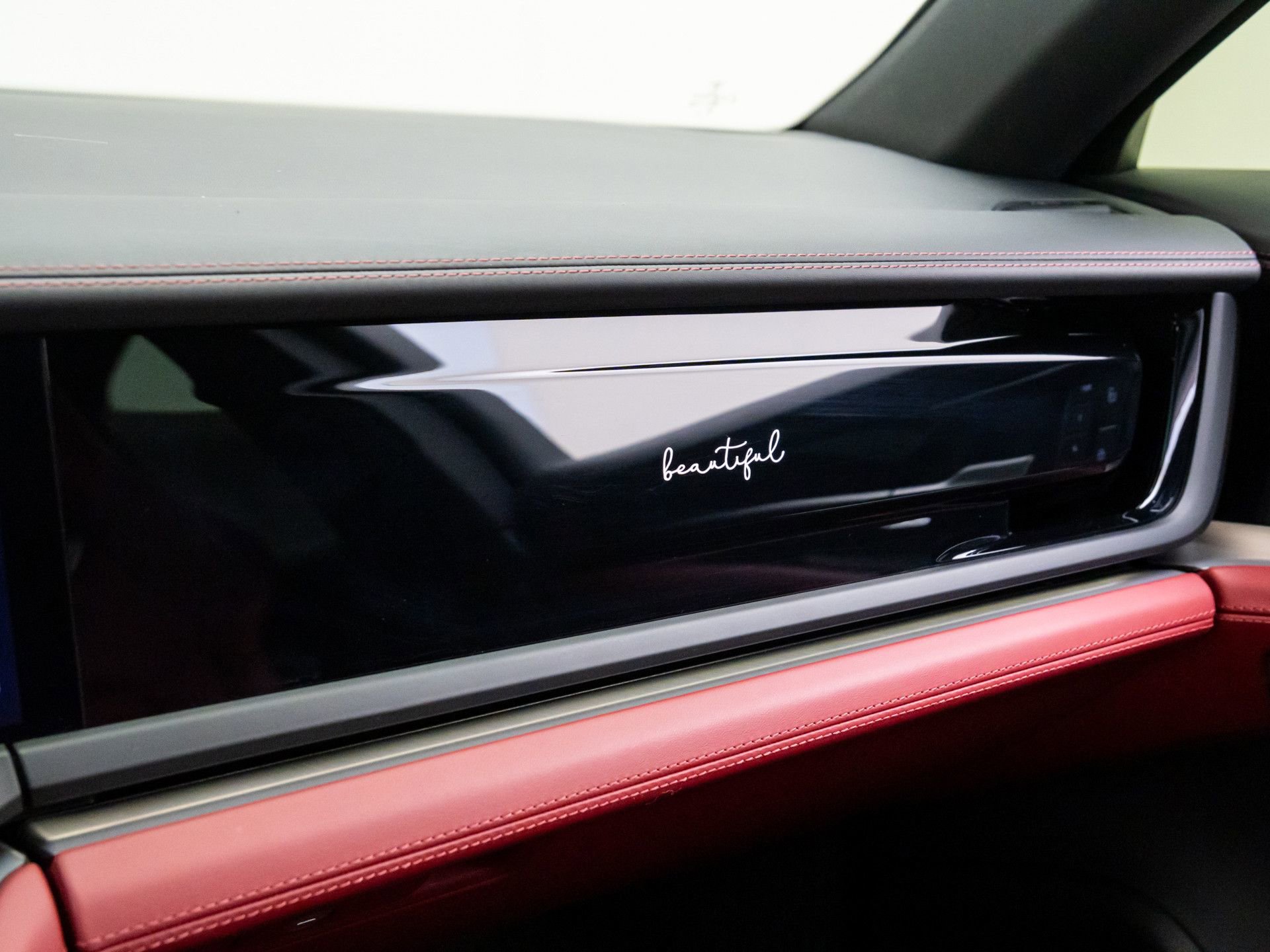 Used 2024 Porsche Panamera image 29