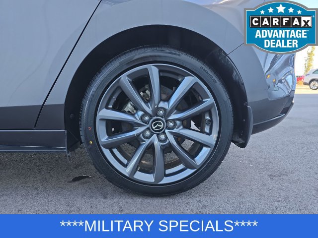 Used 2021 MAZDA MAZDA3 s FWD image 17