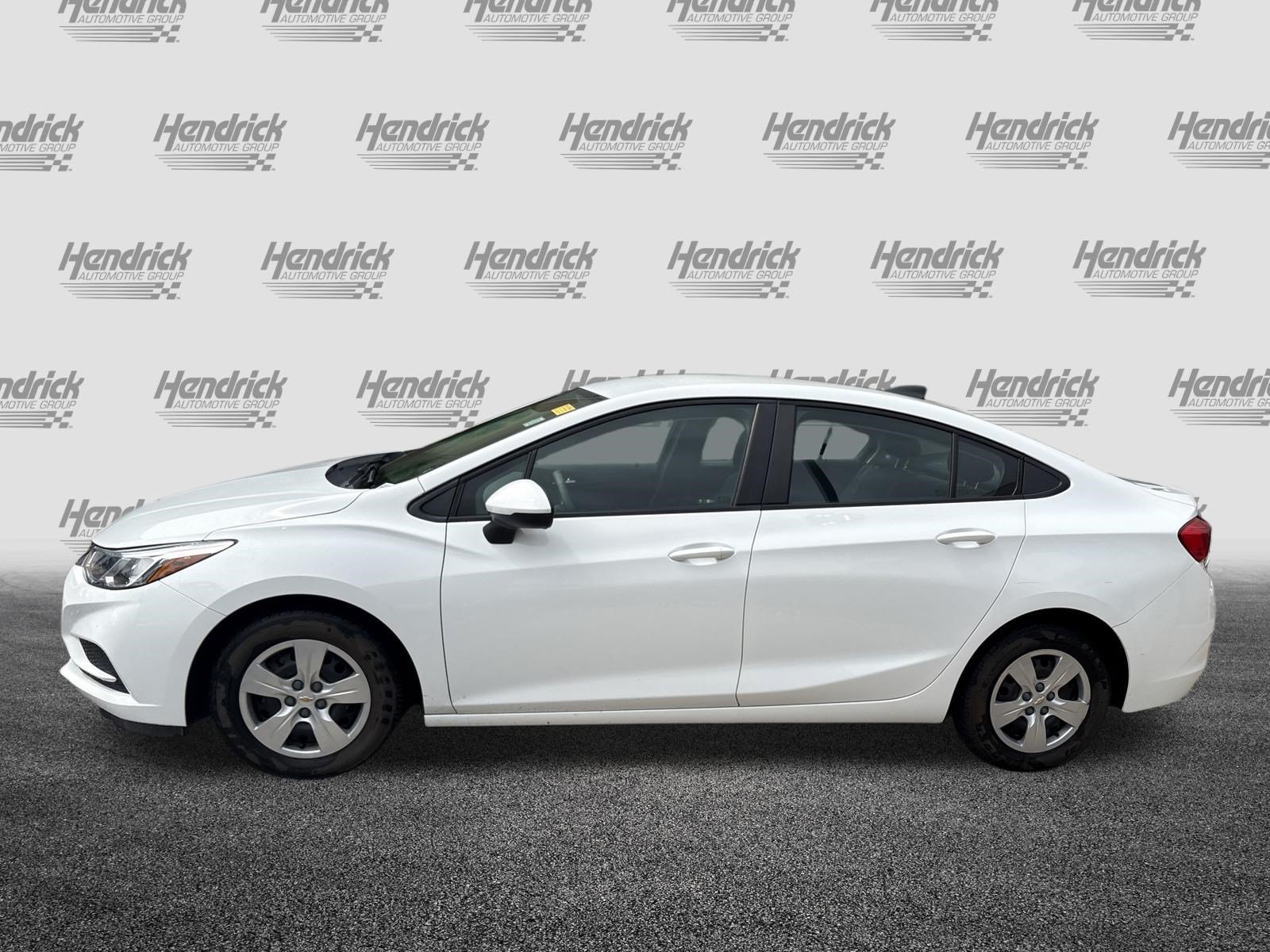 Used 2018 Chevrolet Cruze LS FWD image 6