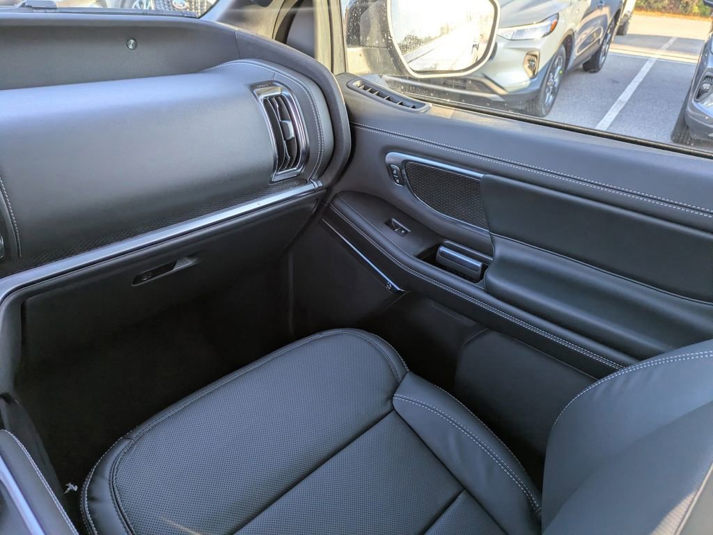 New 2026 Ford Expedition Max Platinum w/ Stealth Performance Package image 19