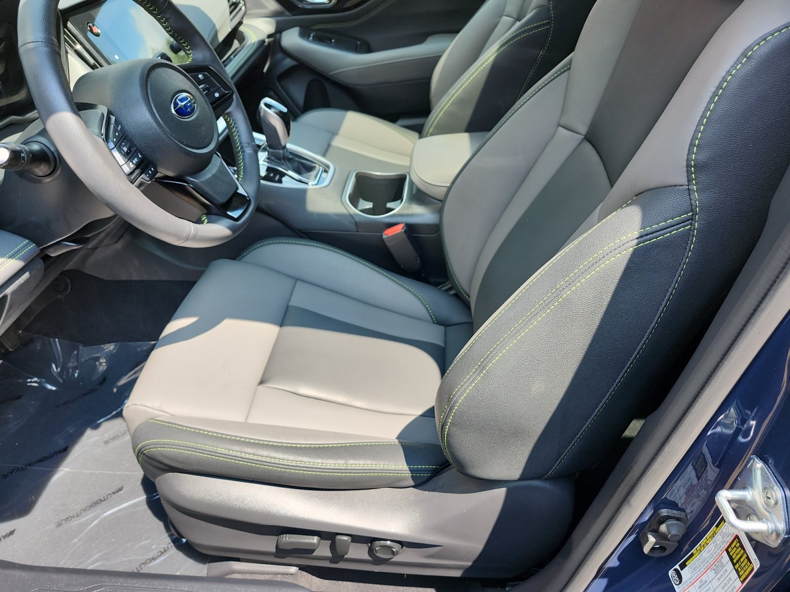 Used 2025 Subaru Outback Onyx Edition AWD/4WD image 10