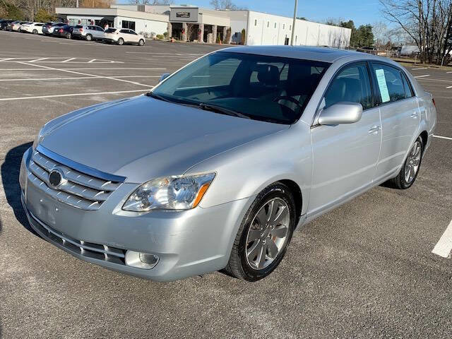 Used 2005 Toyota Avalon Touring image 4