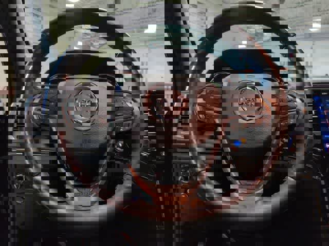 Used 2019 Jeep Grand Cherokee Limited X image 24