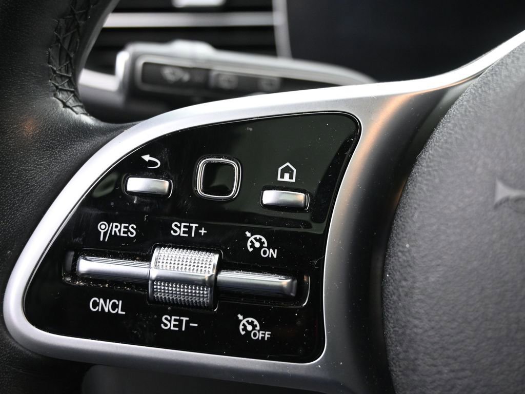 Used 2020 Mercedes-Benz GLS 450 4MATIC image 27