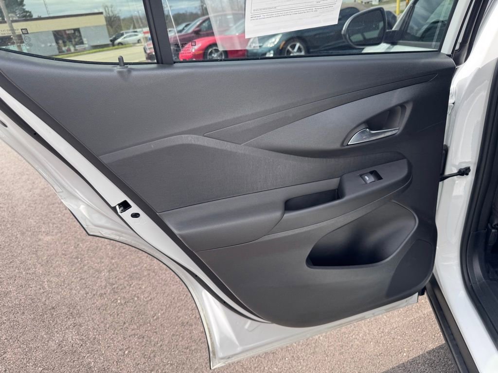 Used 2026 Buick Envista Preferred image 23