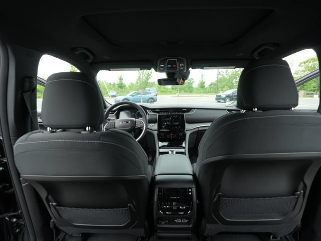 New 2026 Jeep Grand Cherokee L 4WD image 25