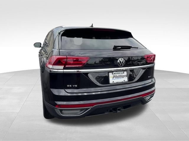 Used 2023 Volkswagen Atlas Cross Sport SE w/ Black Wheel Package AWD/4WD image 5
