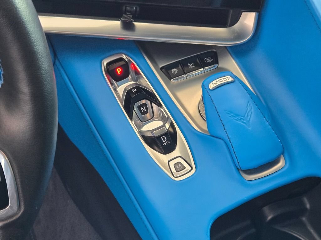Used 2021 Chevrolet Corvette Stingray Premium Cpe w/ Z51 Performance Package RWD image 21