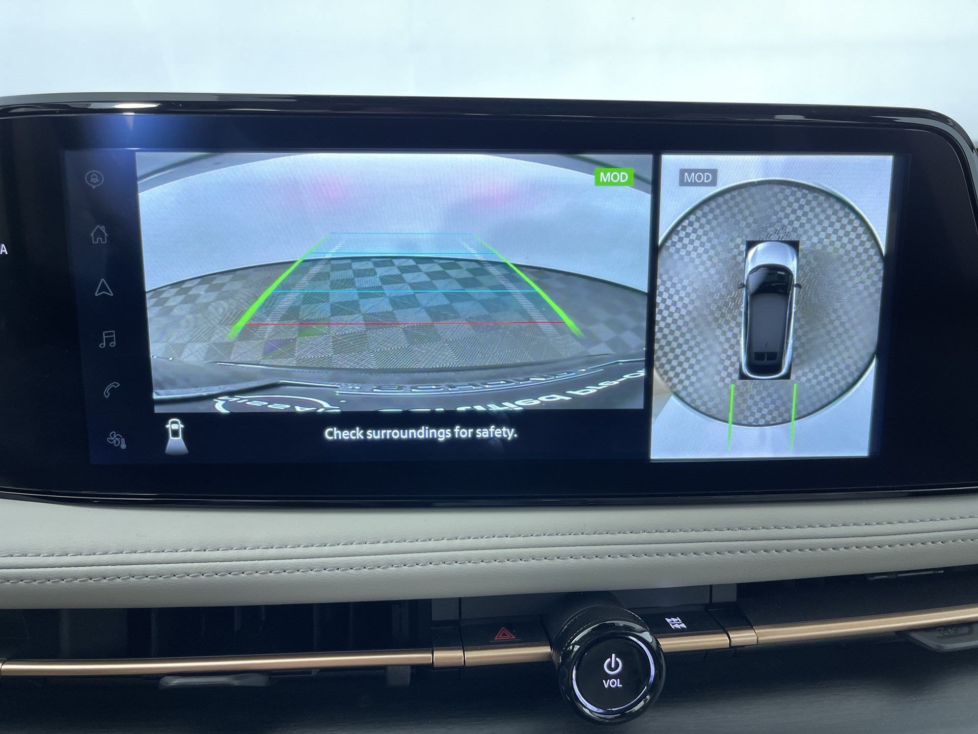 Certified 2024 Nissan Ariya AWD image 19