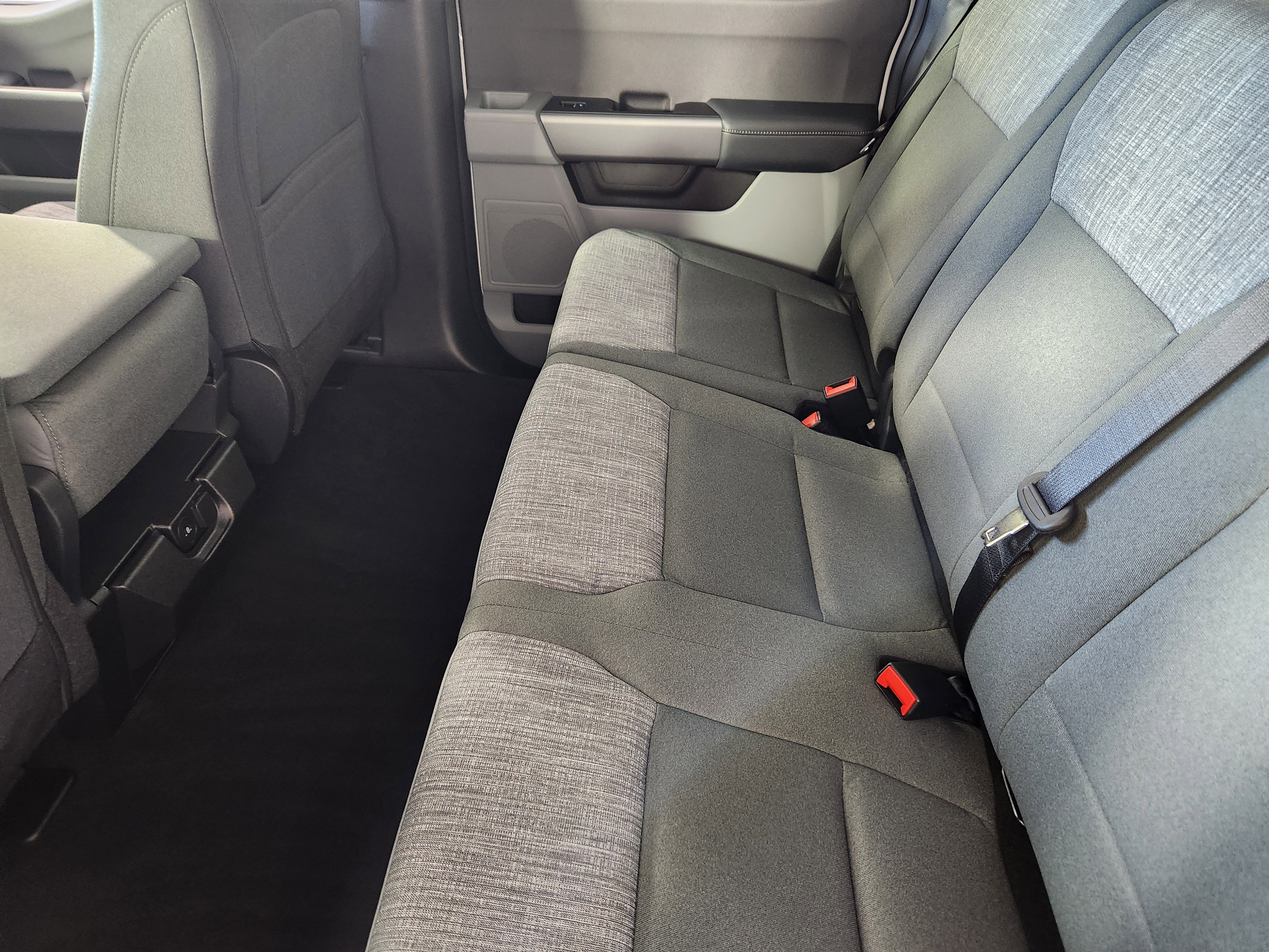 New 2026 Ford F350 XLT w/ FX4 Off-Road Package image 11