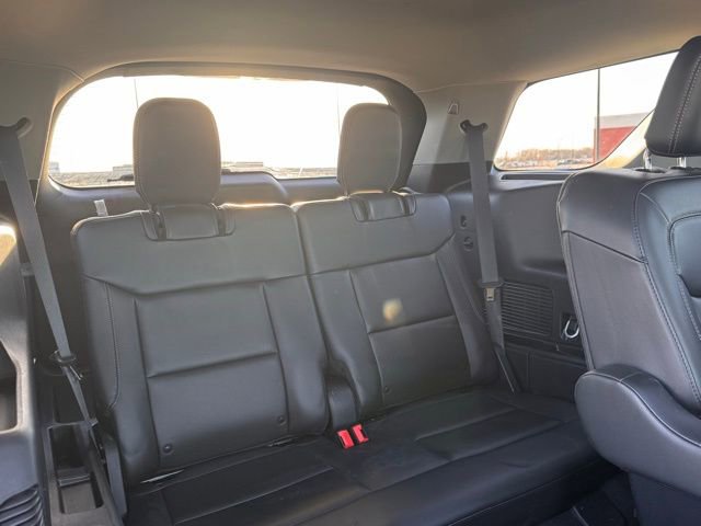 Used 2023 Ford Explorer XLT w/ Equipment Group 202A image 28