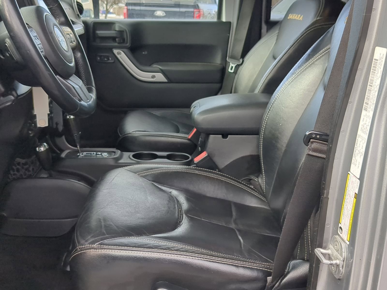 Used 2013 Jeep Wrangler Unlimited Sahara w/ Connectivity Group image 20