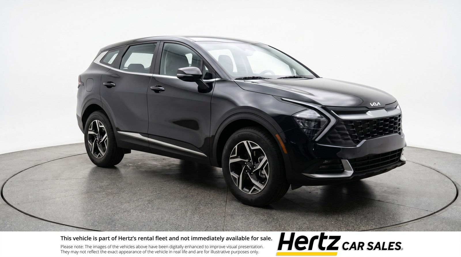 Used 2025 Kia Sportage LX image 1