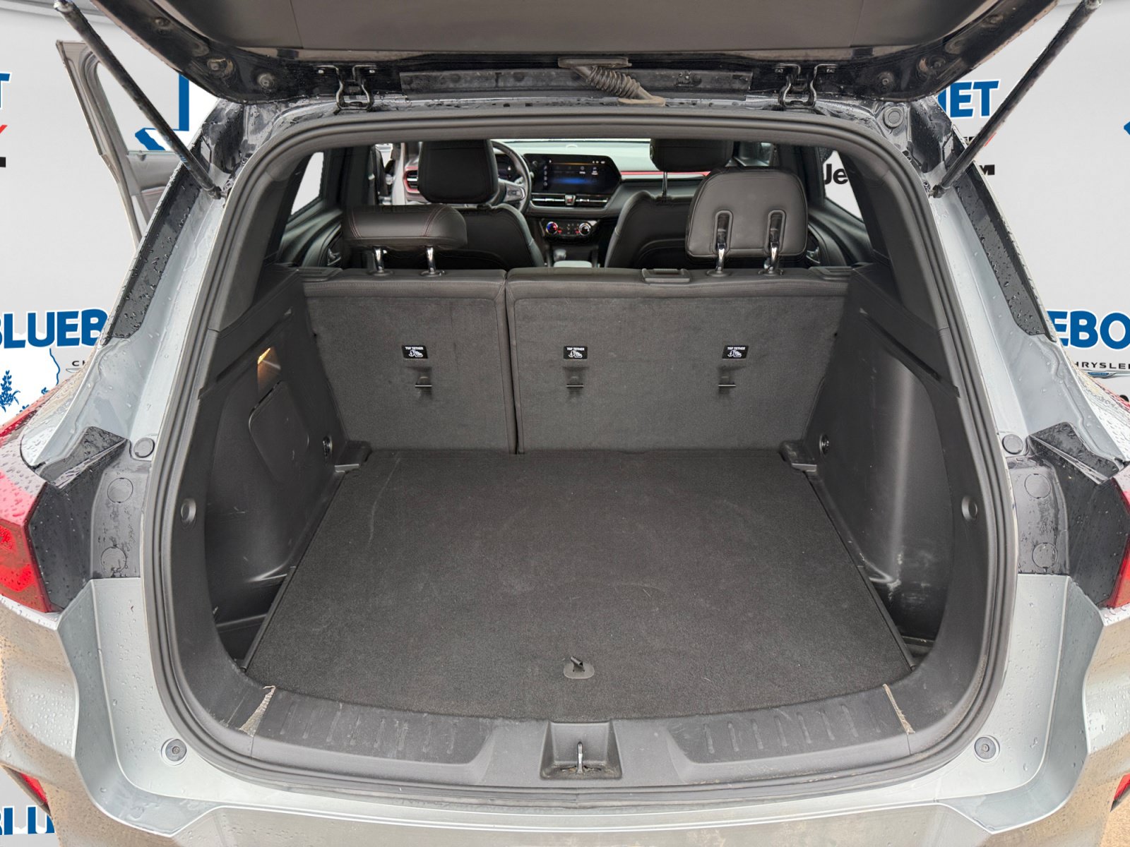Used 2025 Chevrolet TrailBlazer RS w/ Driver Confidence Package FWD image 23