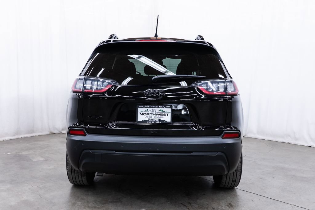Used 2023 Jeep Cherokee Altitude Lux AWD/4WD image 5
