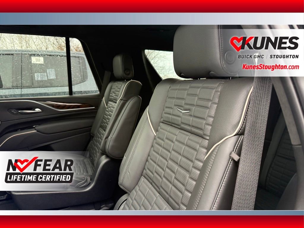 Used 2022 Cadillac Escalade Sport Platinum image 32