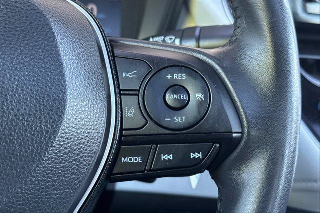 Certified 2020 Toyota Corolla SE w/ SE Premium Package FWD image 25