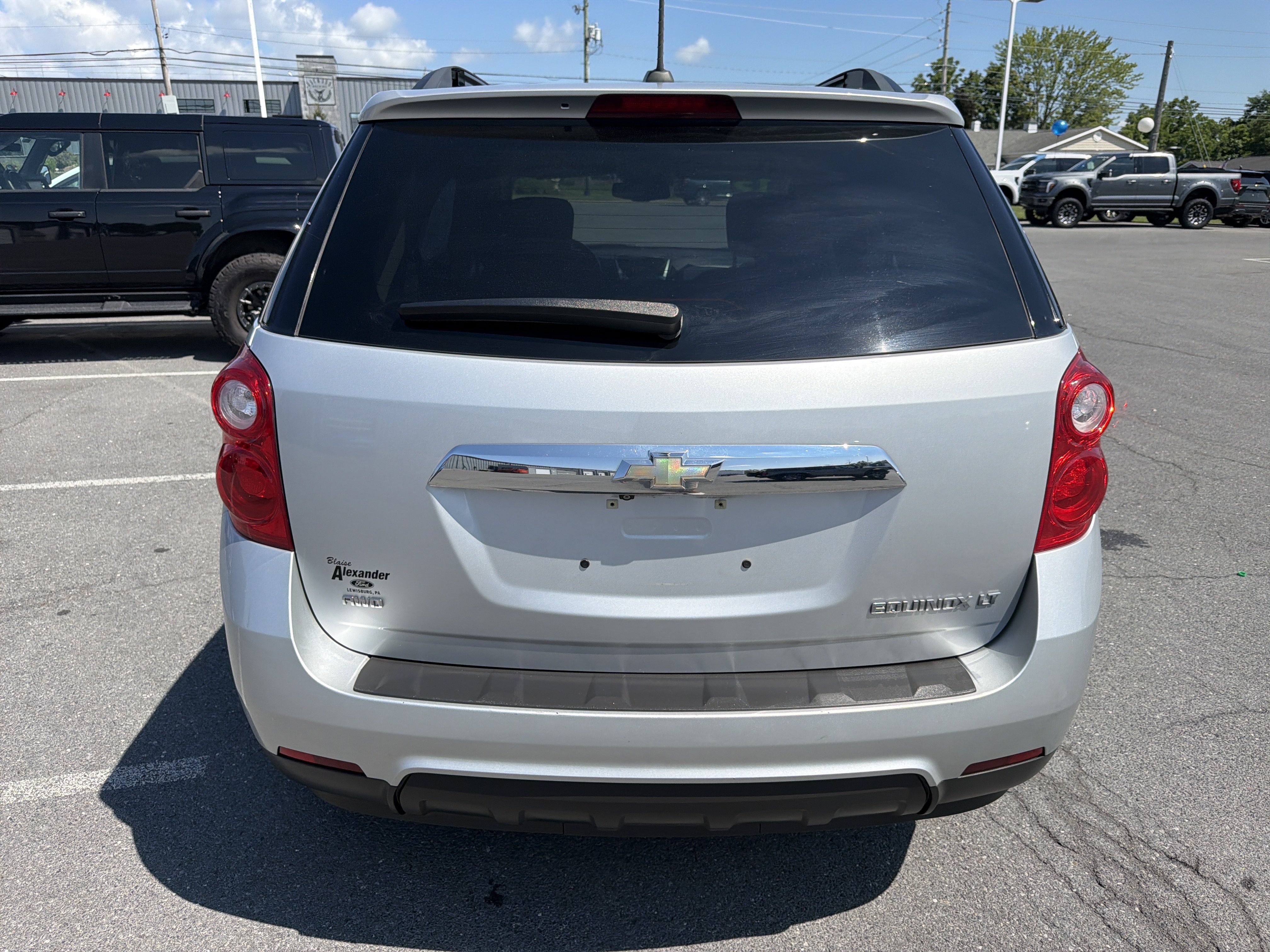 Used 2015 Chevrolet Equinox LT w/ Driver Convenience Package AWD/4WD image 4